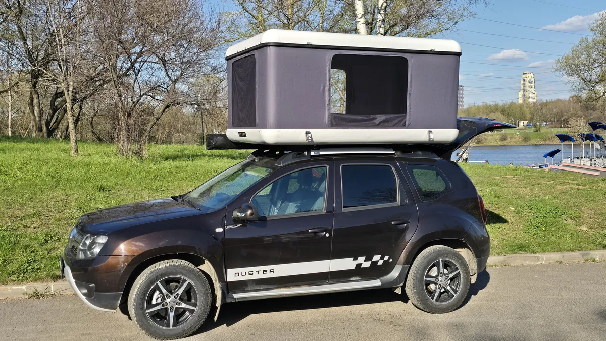 Renault Duster с палаткой на крыше — автокемпинг и аренда для поездок от двух дней